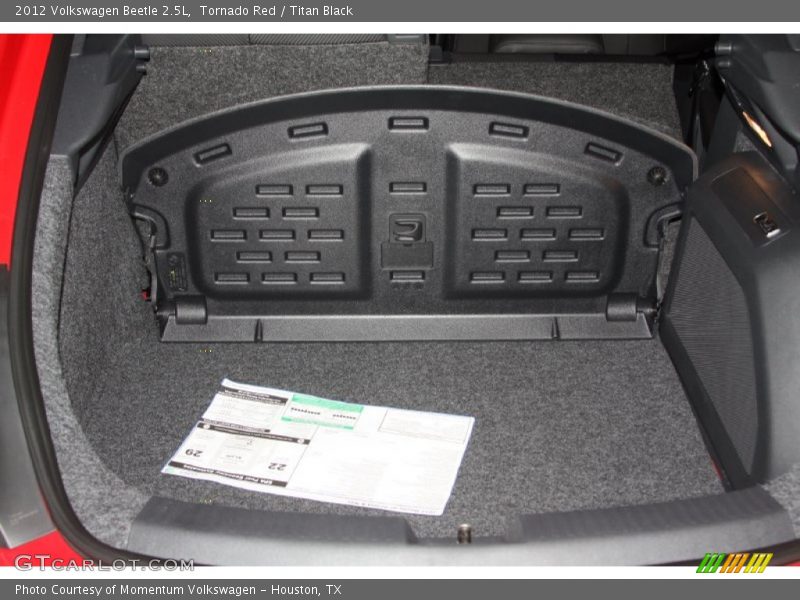 Tornado Red / Titan Black 2012 Volkswagen Beetle 2.5L