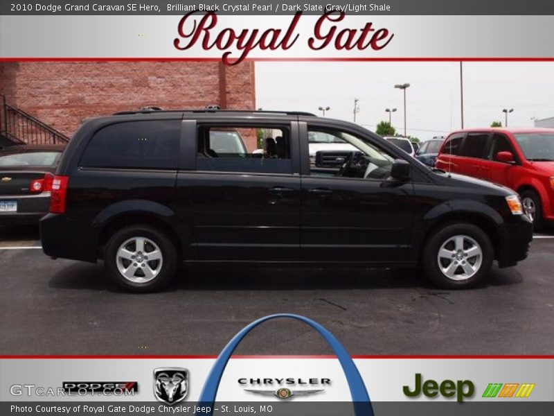 Brilliant Black Crystal Pearl / Dark Slate Gray/Light Shale 2010 Dodge Grand Caravan SE Hero