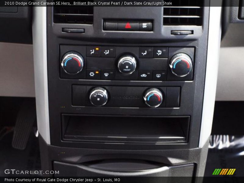 Brilliant Black Crystal Pearl / Dark Slate Gray/Light Shale 2010 Dodge Grand Caravan SE Hero