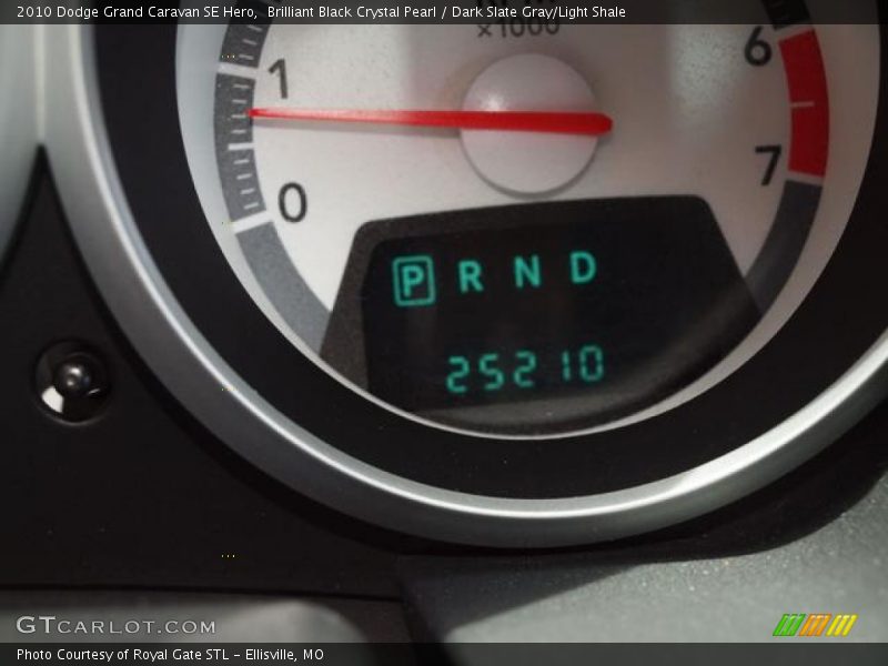 Brilliant Black Crystal Pearl / Dark Slate Gray/Light Shale 2010 Dodge Grand Caravan SE Hero