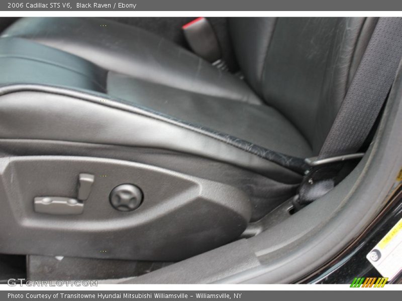 Black Raven / Ebony 2006 Cadillac STS V6