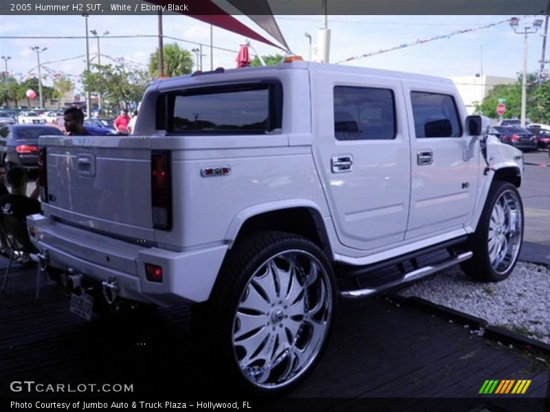 White / Ebony Black 2005 Hummer H2 SUT