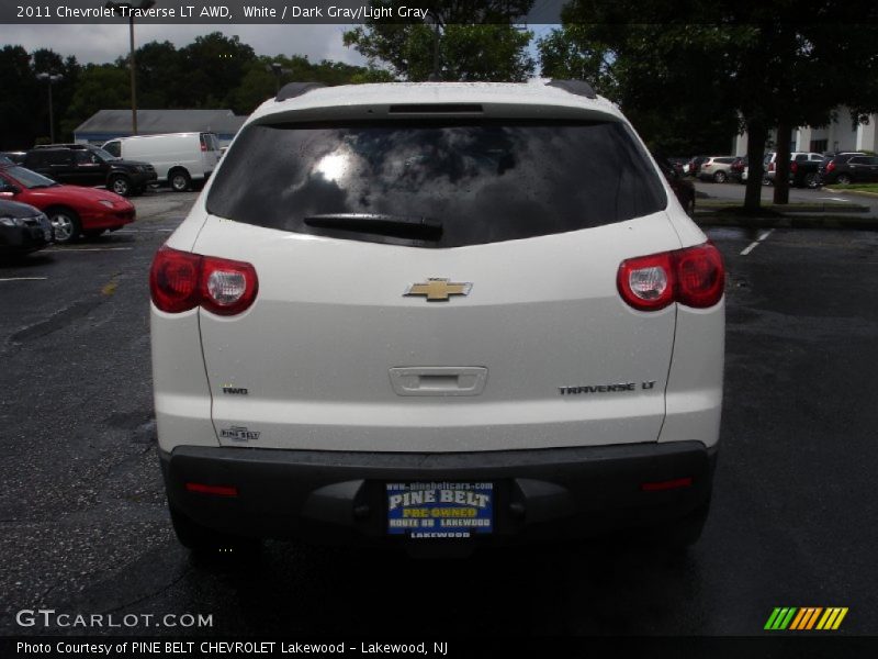 White / Dark Gray/Light Gray 2011 Chevrolet Traverse LT AWD