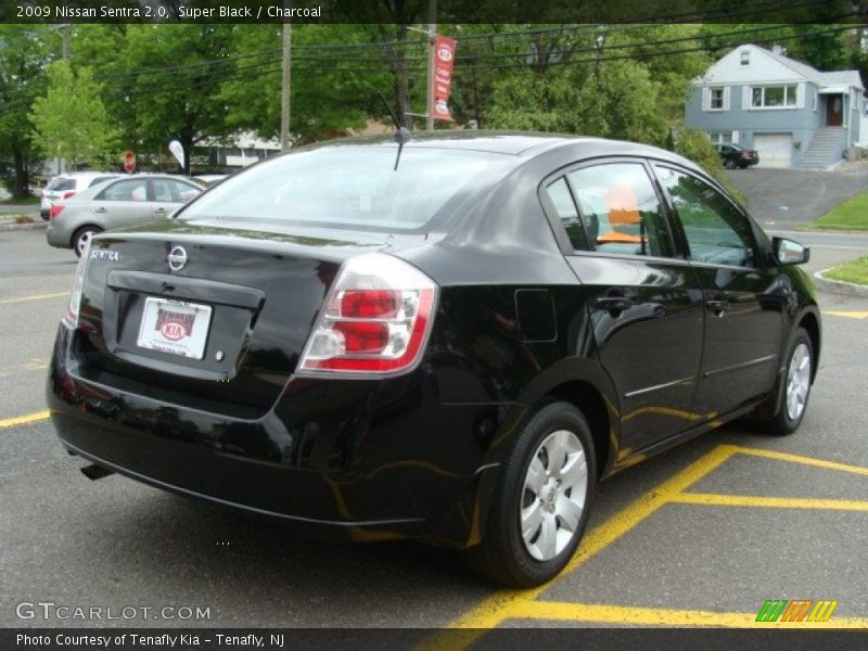 Super Black / Charcoal 2009 Nissan Sentra 2.0