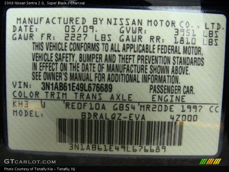 Super Black / Charcoal 2009 Nissan Sentra 2.0