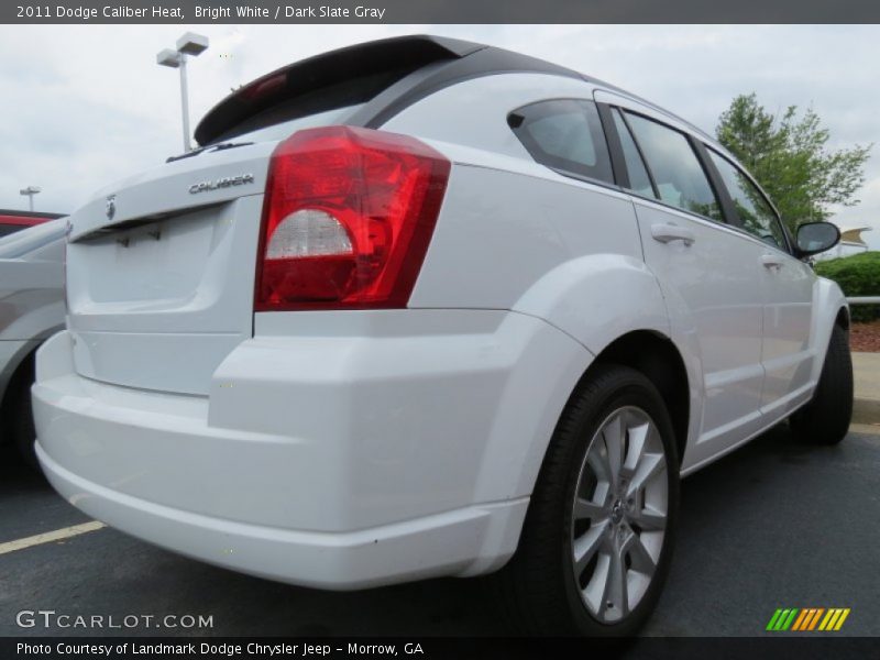 Bright White / Dark Slate Gray 2011 Dodge Caliber Heat