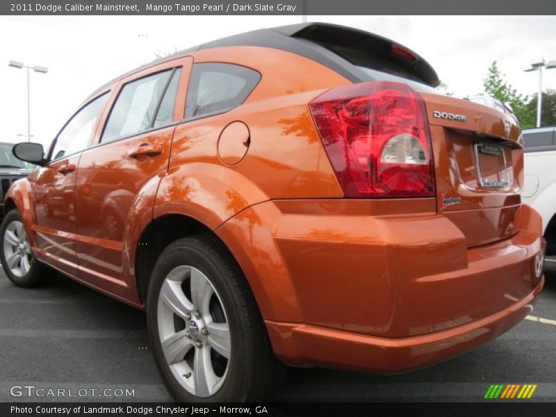 Mango Tango Pearl / Dark Slate Gray 2011 Dodge Caliber Mainstreet