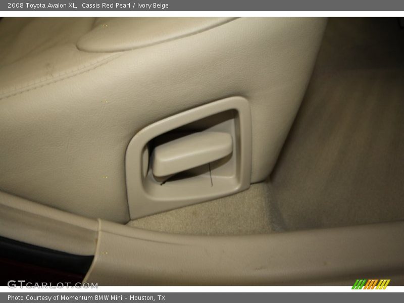 Cassis Red Pearl / Ivory Beige 2008 Toyota Avalon XL
