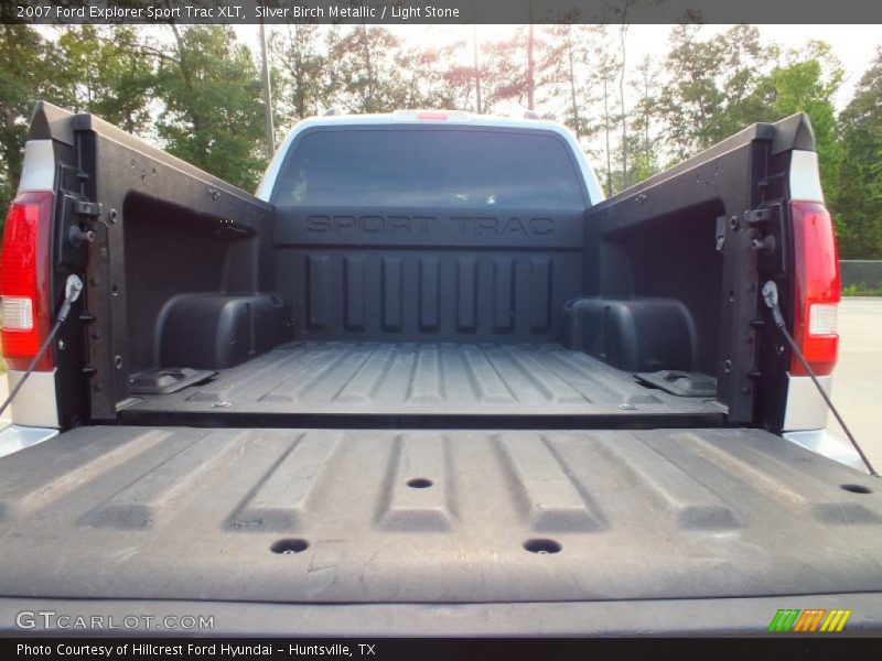 Silver Birch Metallic / Light Stone 2007 Ford Explorer Sport Trac XLT