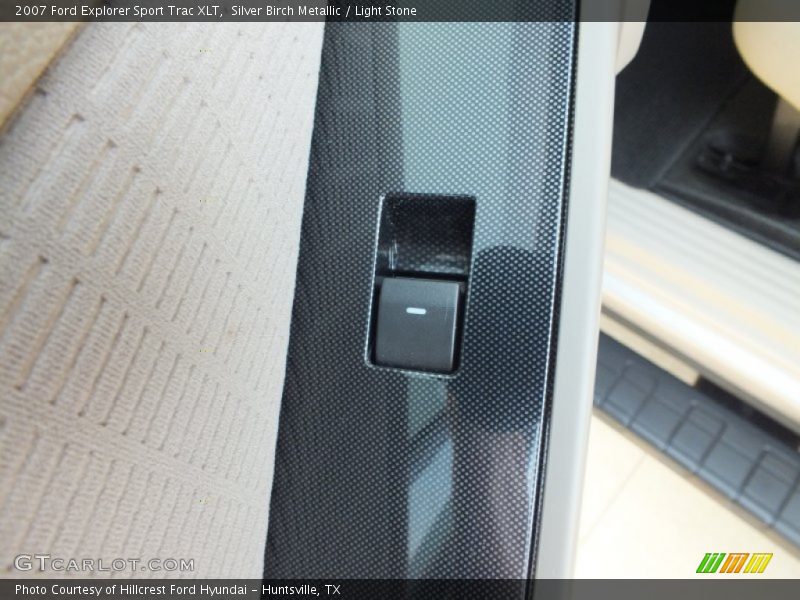 Silver Birch Metallic / Light Stone 2007 Ford Explorer Sport Trac XLT