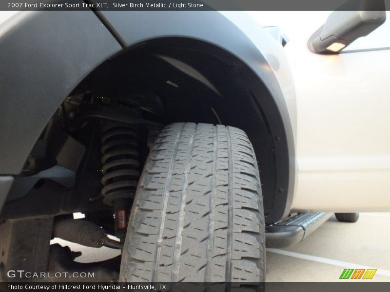 Silver Birch Metallic / Light Stone 2007 Ford Explorer Sport Trac XLT