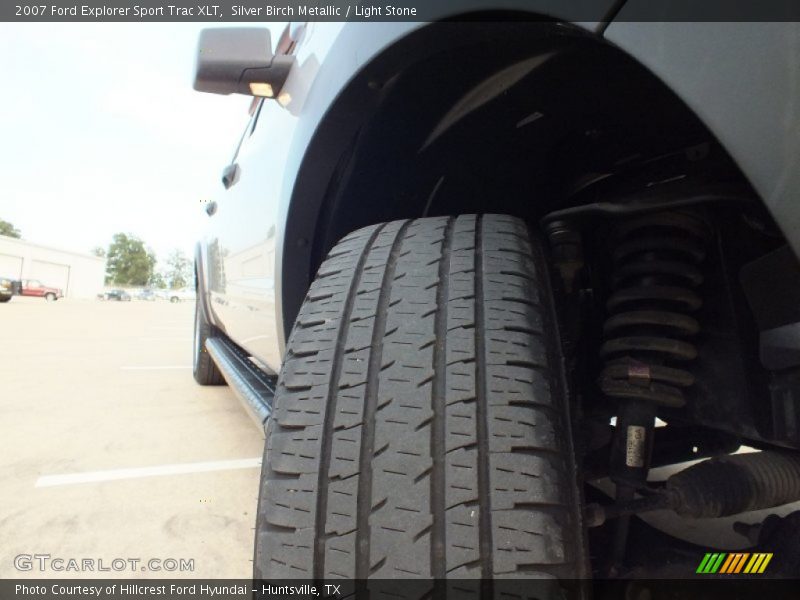 Silver Birch Metallic / Light Stone 2007 Ford Explorer Sport Trac XLT