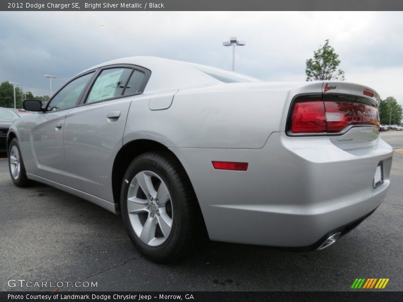 Bright Silver Metallic / Black 2012 Dodge Charger SE