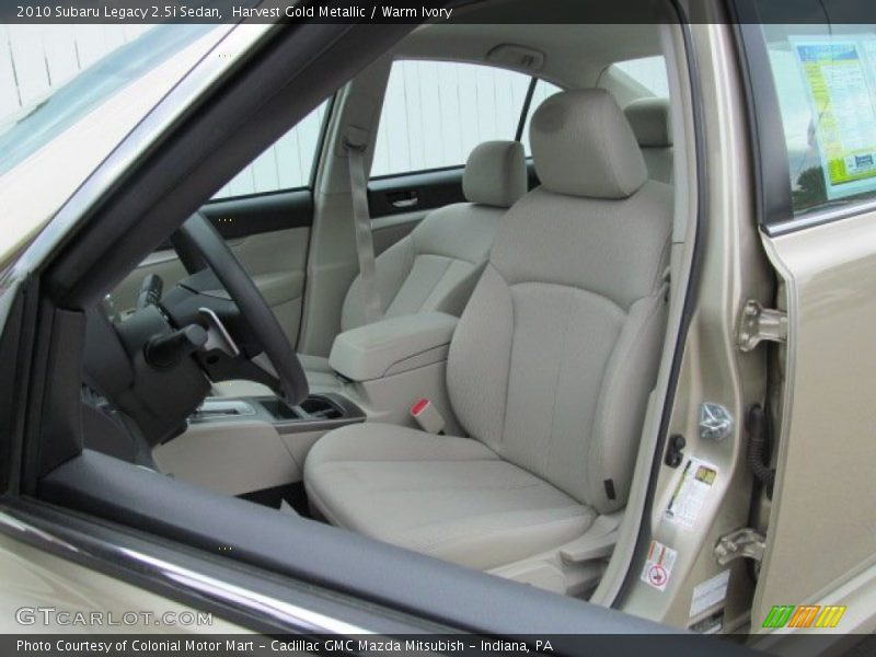 Harvest Gold Metallic / Warm Ivory 2010 Subaru Legacy 2.5i Sedan