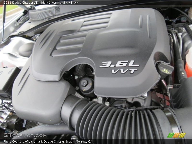 Bright Silver Metallic / Black 2012 Dodge Charger SE