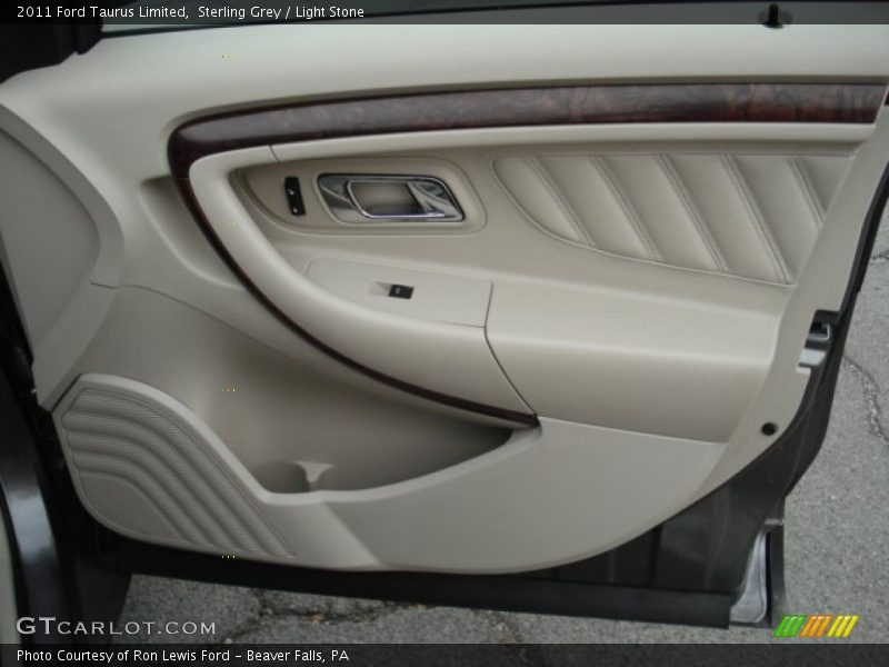 Sterling Grey / Light Stone 2011 Ford Taurus Limited