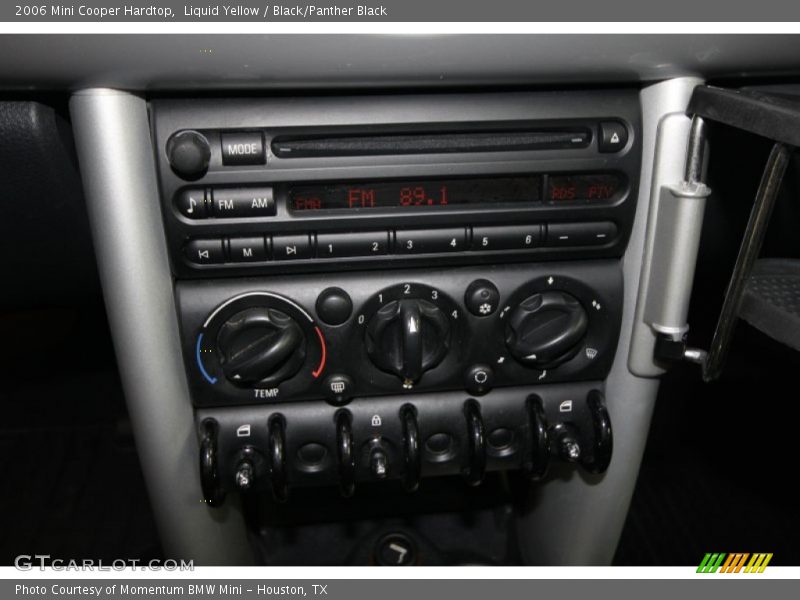 Liquid Yellow / Black/Panther Black 2006 Mini Cooper Hardtop
