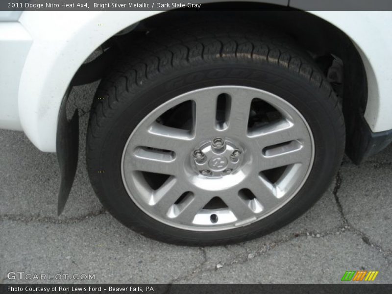 Bright Silver Metallic / Dark Slate Gray 2011 Dodge Nitro Heat 4x4