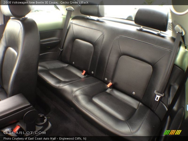 Gecko Green / Black 2008 Volkswagen New Beetle SE Coupe