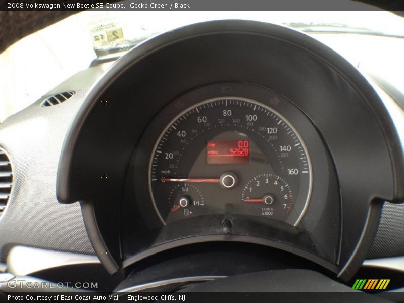 Gecko Green / Black 2008 Volkswagen New Beetle SE Coupe