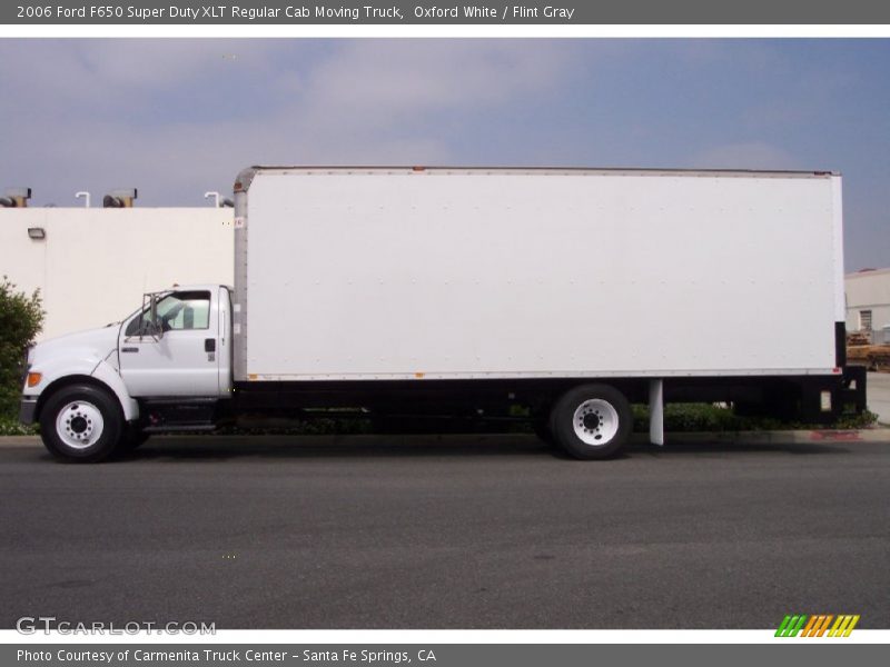  2006 F650 Super Duty XLT Regular Cab Moving Truck Oxford White