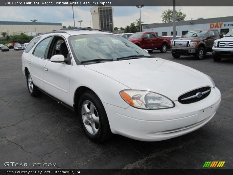 Vibrant White / Medium Graphite 2001 Ford Taurus SE Wagon