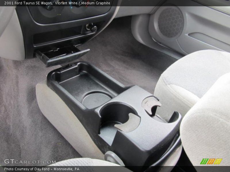 Vibrant White / Medium Graphite 2001 Ford Taurus SE Wagon