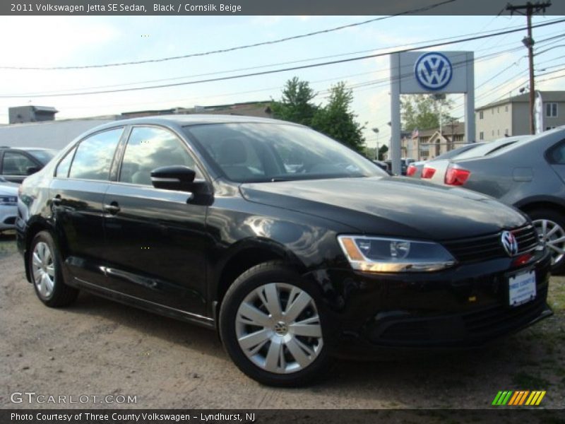 Black / Cornsilk Beige 2011 Volkswagen Jetta SE Sedan
