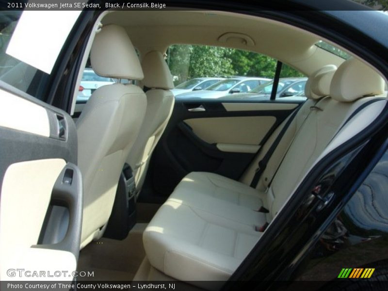 Black / Cornsilk Beige 2011 Volkswagen Jetta SE Sedan