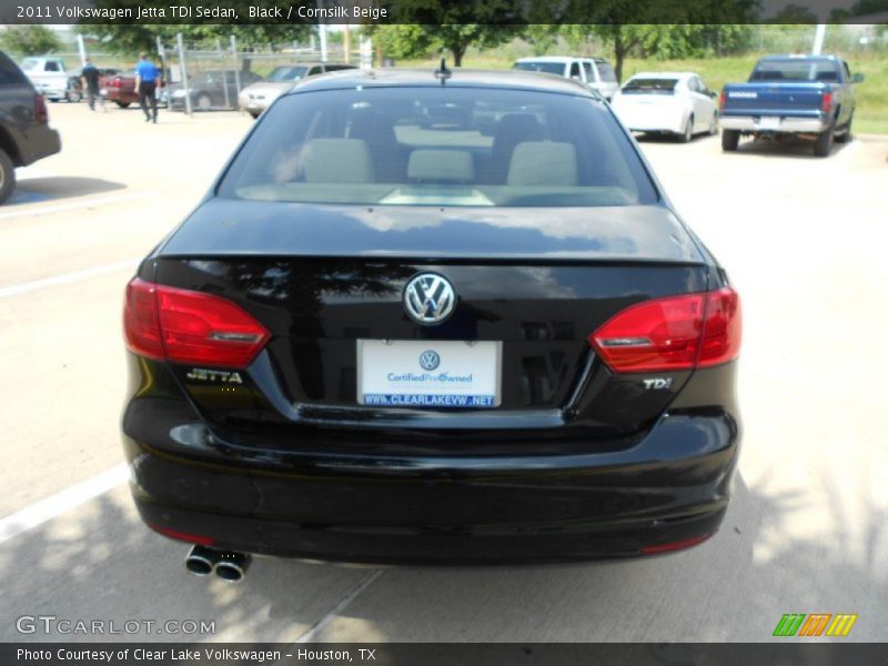 Black / Cornsilk Beige 2011 Volkswagen Jetta TDI Sedan