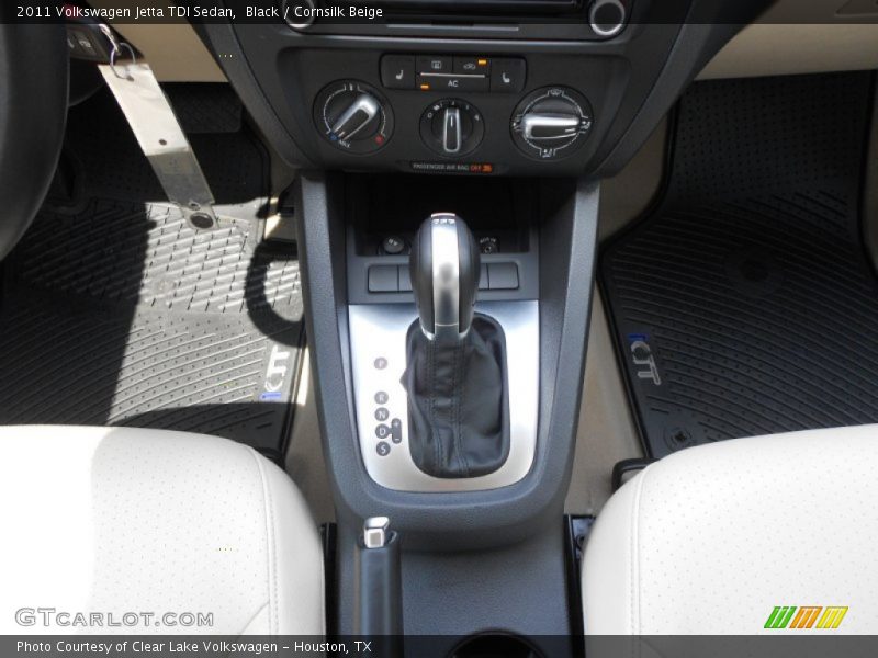 Black / Cornsilk Beige 2011 Volkswagen Jetta TDI Sedan
