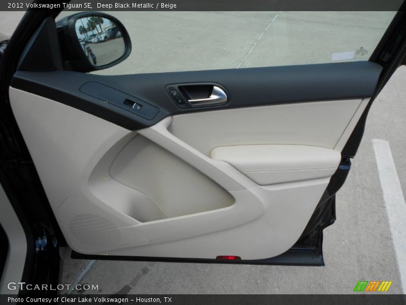 Deep Black Metallic / Beige 2012 Volkswagen Tiguan SE