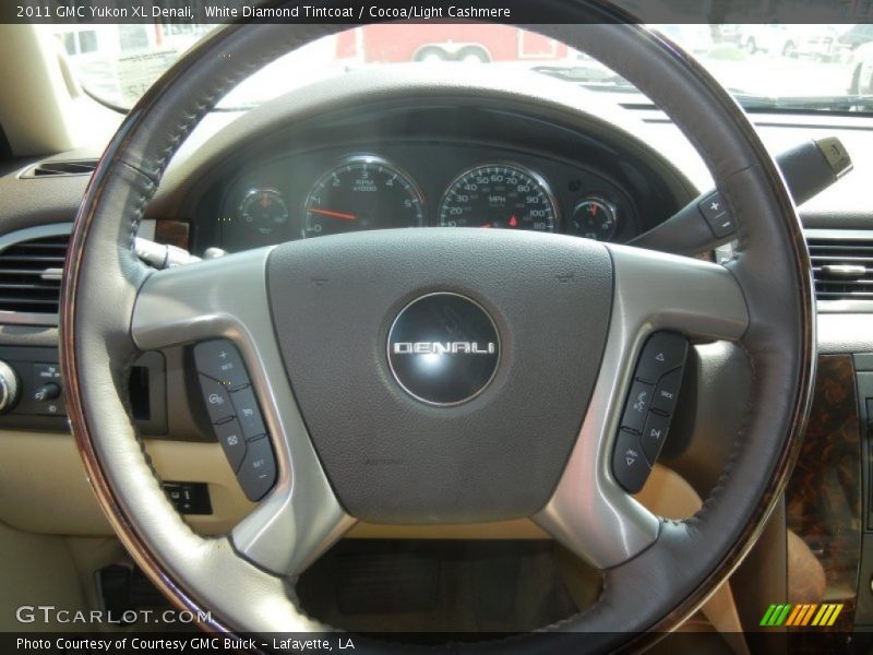 White Diamond Tintcoat / Cocoa/Light Cashmere 2011 GMC Yukon XL Denali