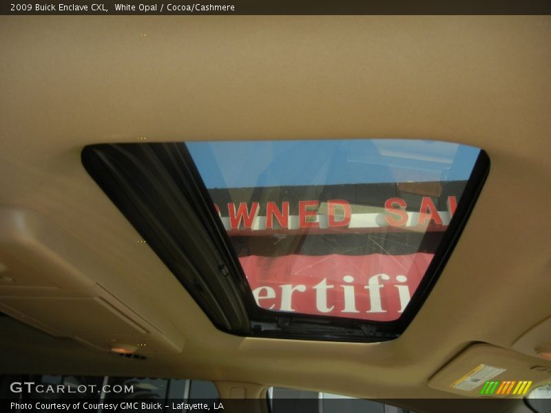 White Opal / Cocoa/Cashmere 2009 Buick Enclave CXL