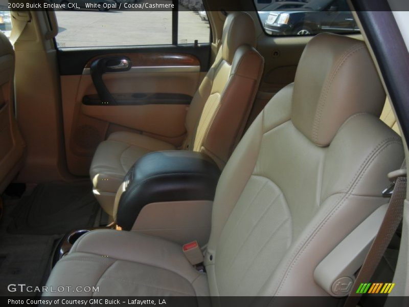 White Opal / Cocoa/Cashmere 2009 Buick Enclave CXL
