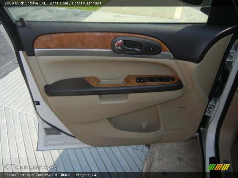 White Opal / Cocoa/Cashmere 2009 Buick Enclave CXL