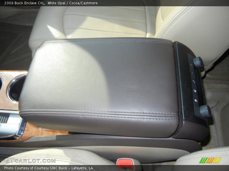 White Opal / Cocoa/Cashmere 2009 Buick Enclave CXL