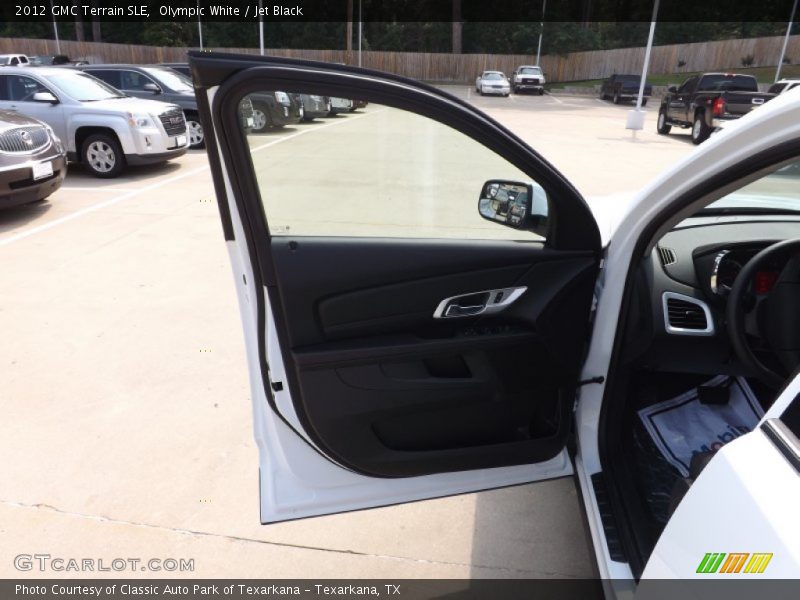 Olympic White / Jet Black 2012 GMC Terrain SLE