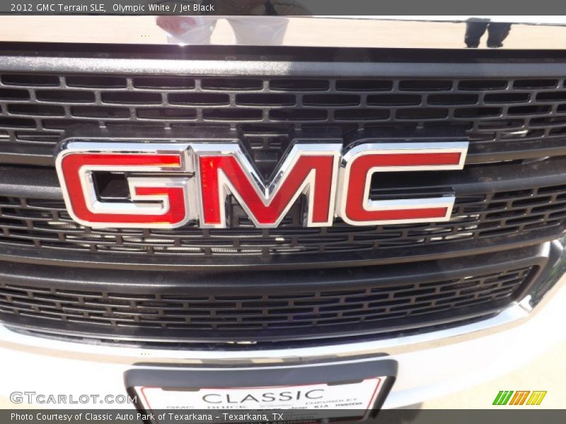Olympic White / Jet Black 2012 GMC Terrain SLE