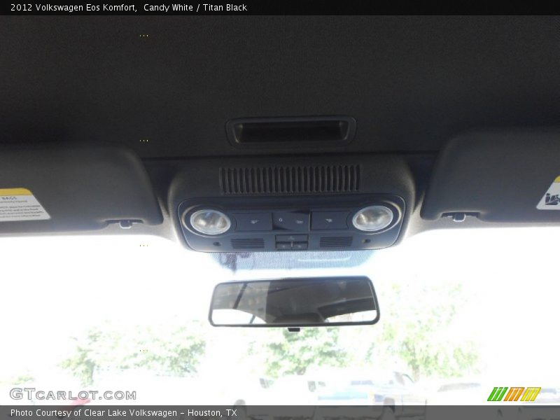 Candy White / Titan Black 2012 Volkswagen Eos Komfort