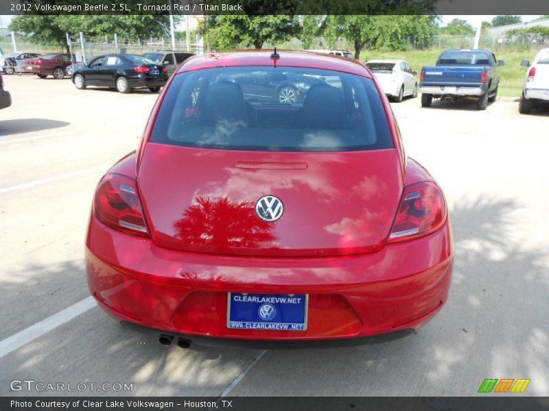 Tornado Red / Titan Black 2012 Volkswagen Beetle 2.5L