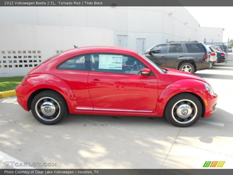 Tornado Red / Titan Black 2012 Volkswagen Beetle 2.5L