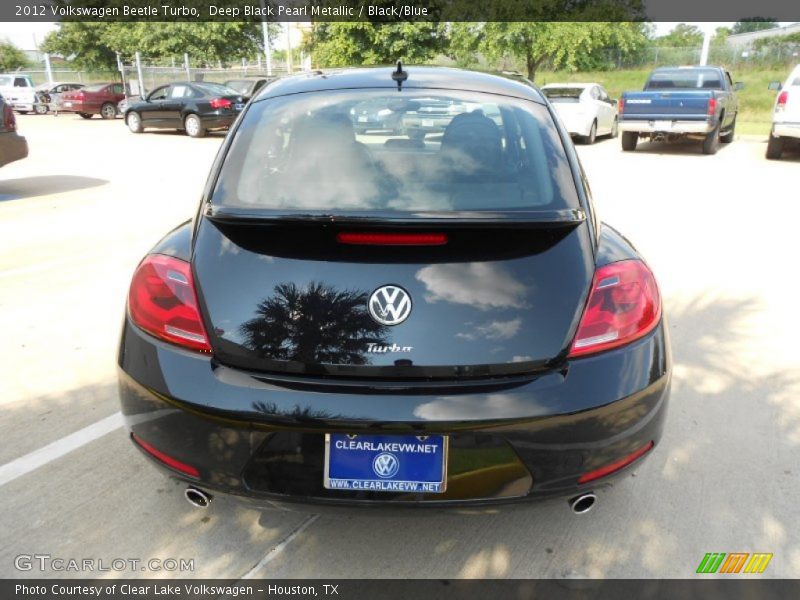 Deep Black Pearl Metallic / Black/Blue 2012 Volkswagen Beetle Turbo