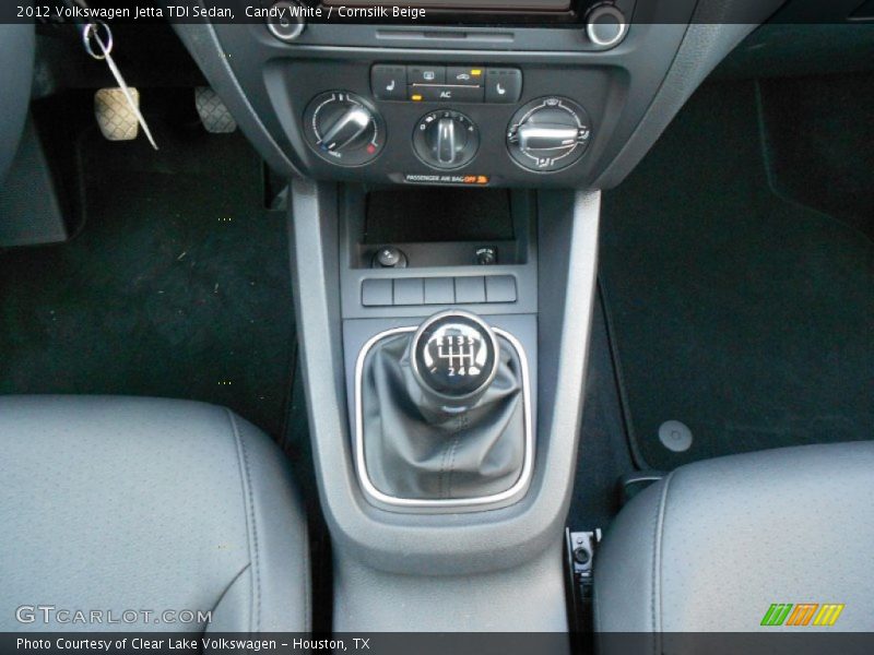 Candy White / Cornsilk Beige 2012 Volkswagen Jetta TDI Sedan