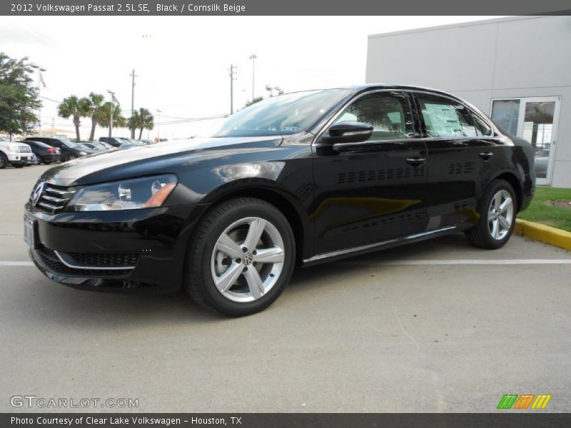 Black / Cornsilk Beige 2012 Volkswagen Passat 2.5L SE