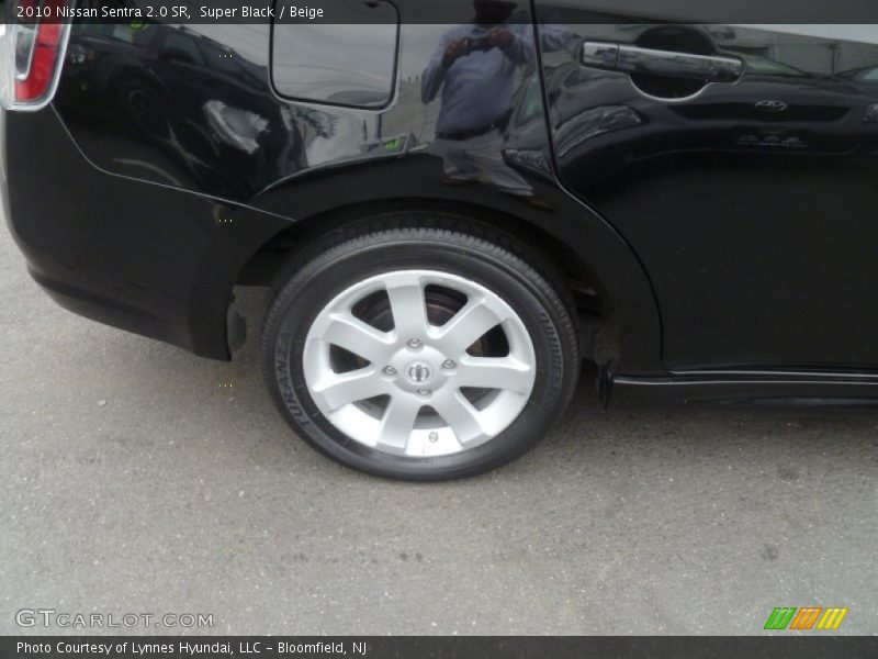 Super Black / Beige 2010 Nissan Sentra 2.0 SR