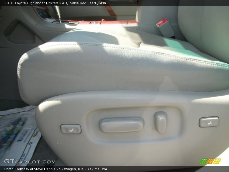 Salsa Red Pearl / Ash 2010 Toyota Highlander Limited 4WD