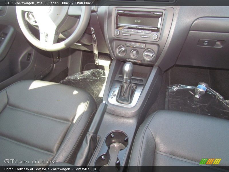 Black / Titan Black 2012 Volkswagen Jetta SE Sedan