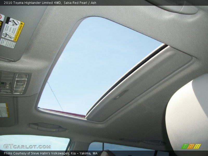 Salsa Red Pearl / Ash 2010 Toyota Highlander Limited 4WD