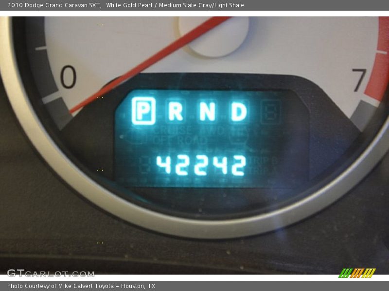 White Gold Pearl / Medium Slate Gray/Light Shale 2010 Dodge Grand Caravan SXT